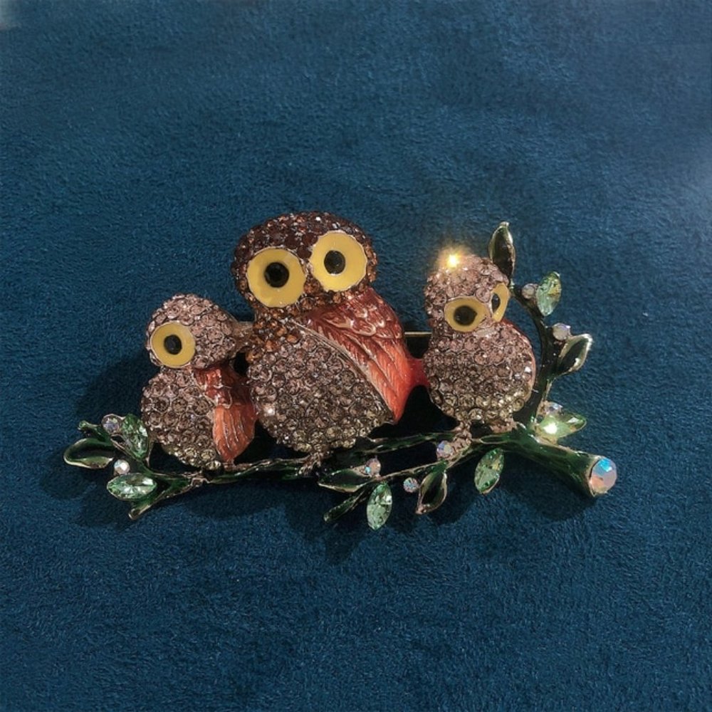 Brown Owls Rhinestone Pin Broach